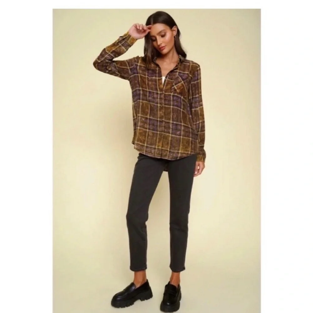 MYSTREE Washed Plaid Flannel Top - Picture 2 of 8